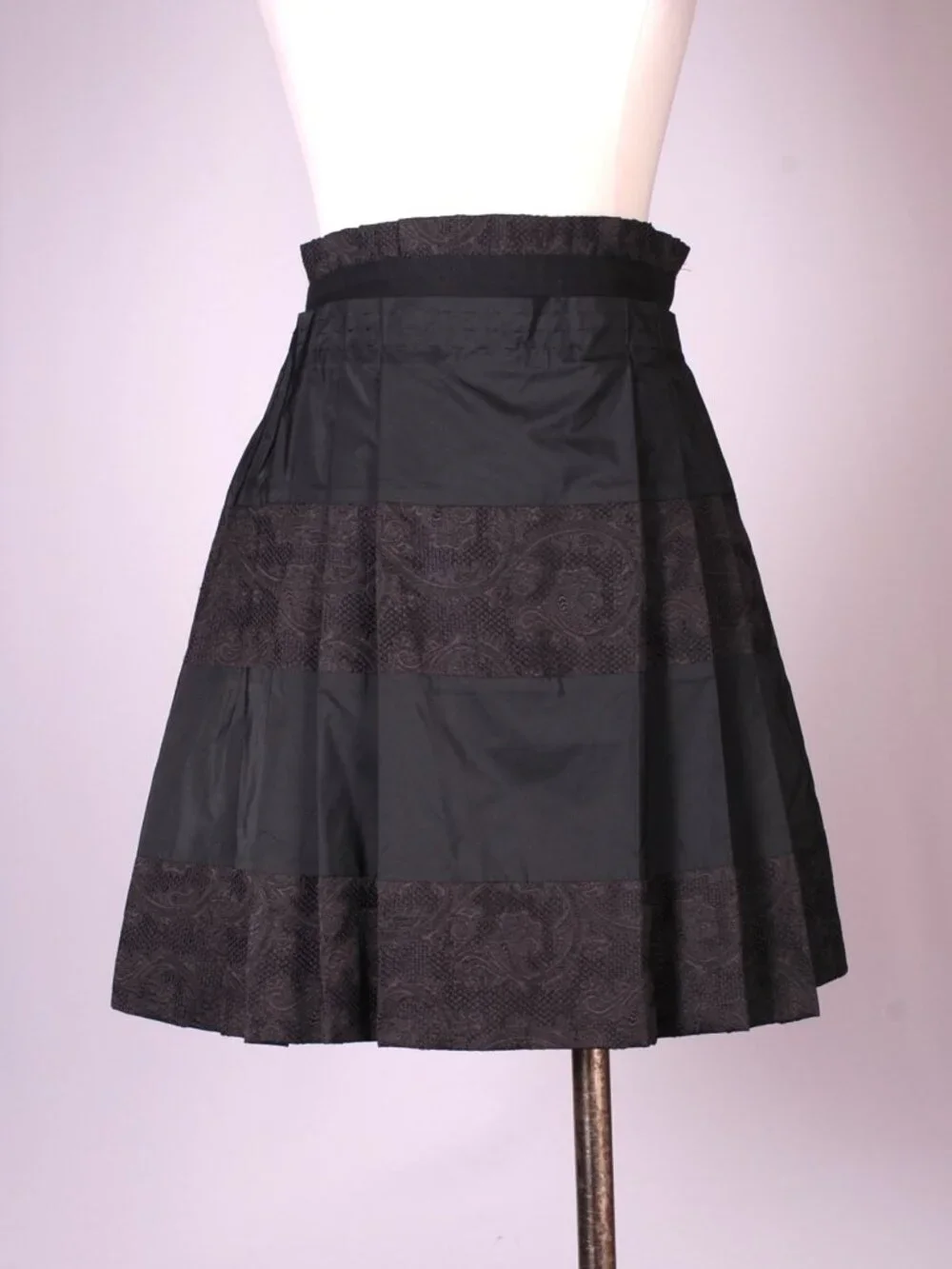 EUC Pringle of Scotland Black Jacquard Print Mini Skirt, Sz - 2